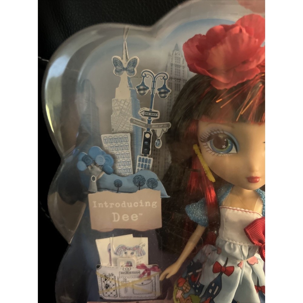 Dee La Dee Da Rowdy Shouty Chic City Girl Doll - NEW In Box - Picture 8 of 10